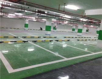 ?？谟^瀾湖停車場劃線